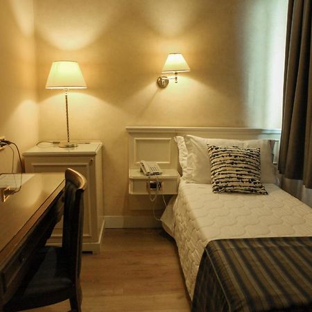 Hotel I Gigli Nola Kültér fotó